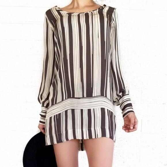 💕NILI LOTAN💕 100% Silk Striped Tunic Dress ~ Neutral Grey & Off-White Large - Picture 2 of 10